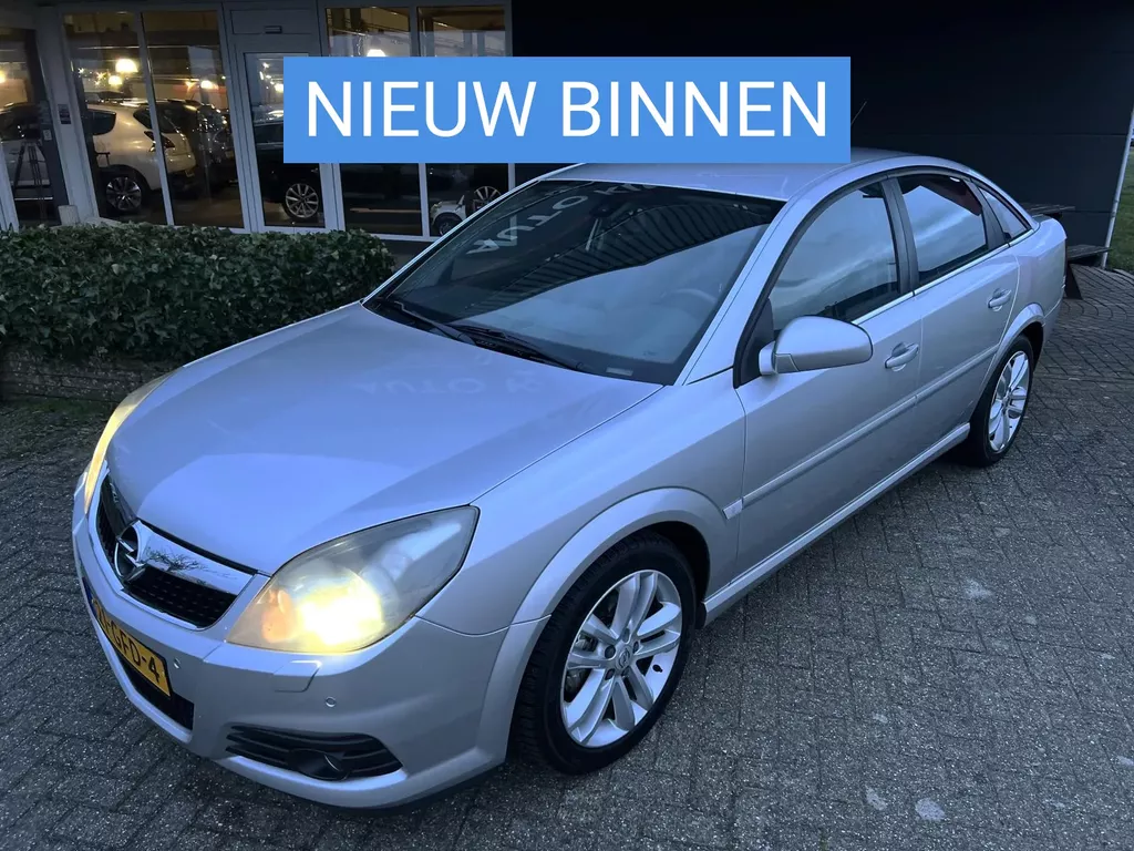 Opel Vectra GTS 2.2-16V Executive ECC/CRUIS/NAV/PDC V+A NAP