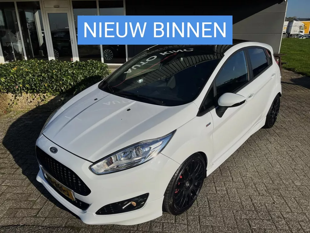 Ford Fiesta 1.0 TURBO ST Line ECC/NAV/KEYLESS/PDC/LED